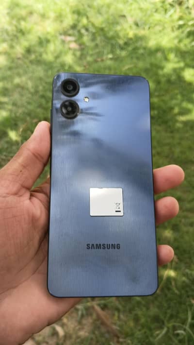 4/64 GB ha or box Sath no open  original condition 10 by 9  sale
