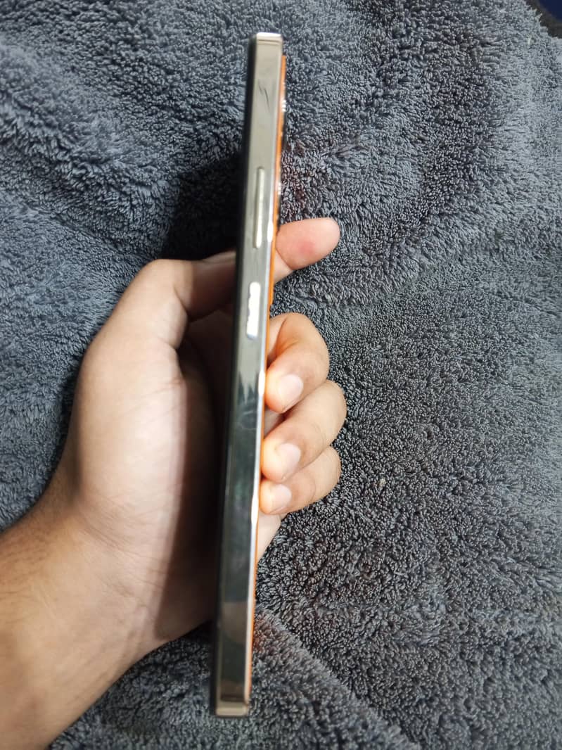 Infinix Note 30 5