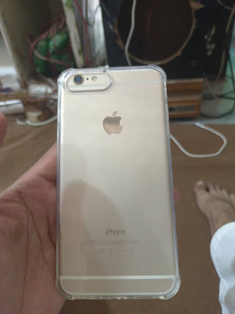 Apple iPhone 6 Plus 1