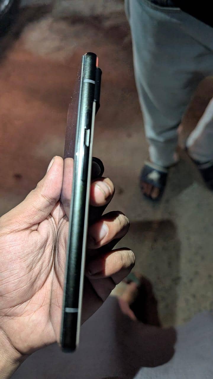 Google Pixel 6 4