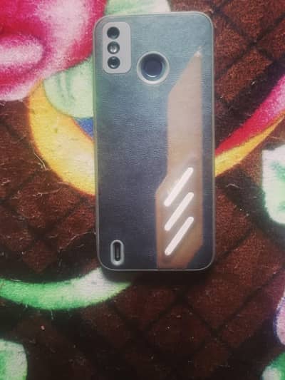 Tecno Spark 4 Lite