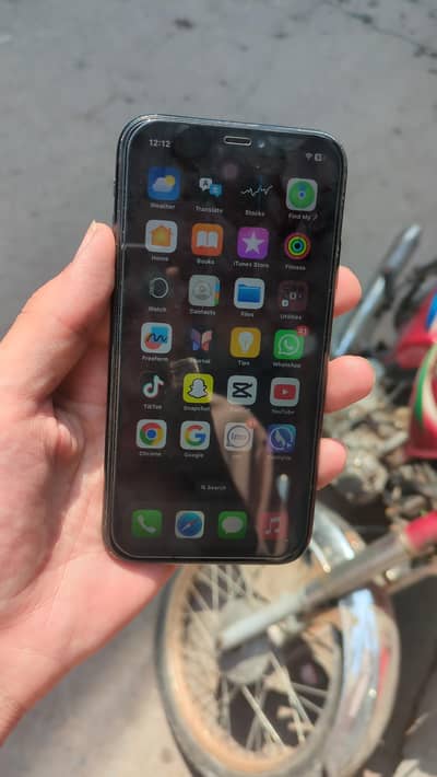 Apple iPhone XR