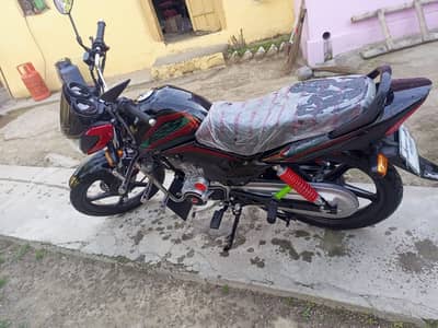 Honda CB 125F 2023