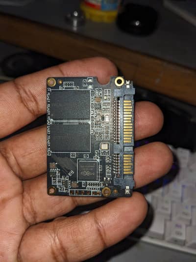 512 gb box open hikvision ssd urgent sale