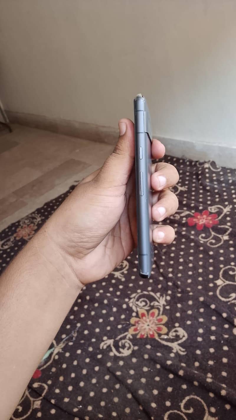 Google Pixel 7a 3
