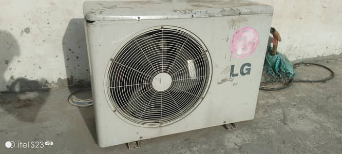 LG Ac 1.5 tan urgent sale
