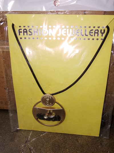 Coco Style Big Golden Pendant Necklace - New