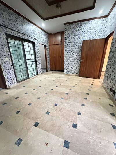 5.5 Marla Double Story Full House Available For Rent (Cavalry Extension Area)