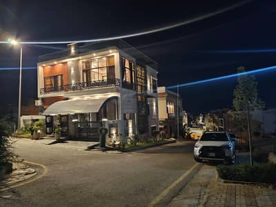 7 Marla Beautiful Corner Furnished House Facing Park Available For Rent