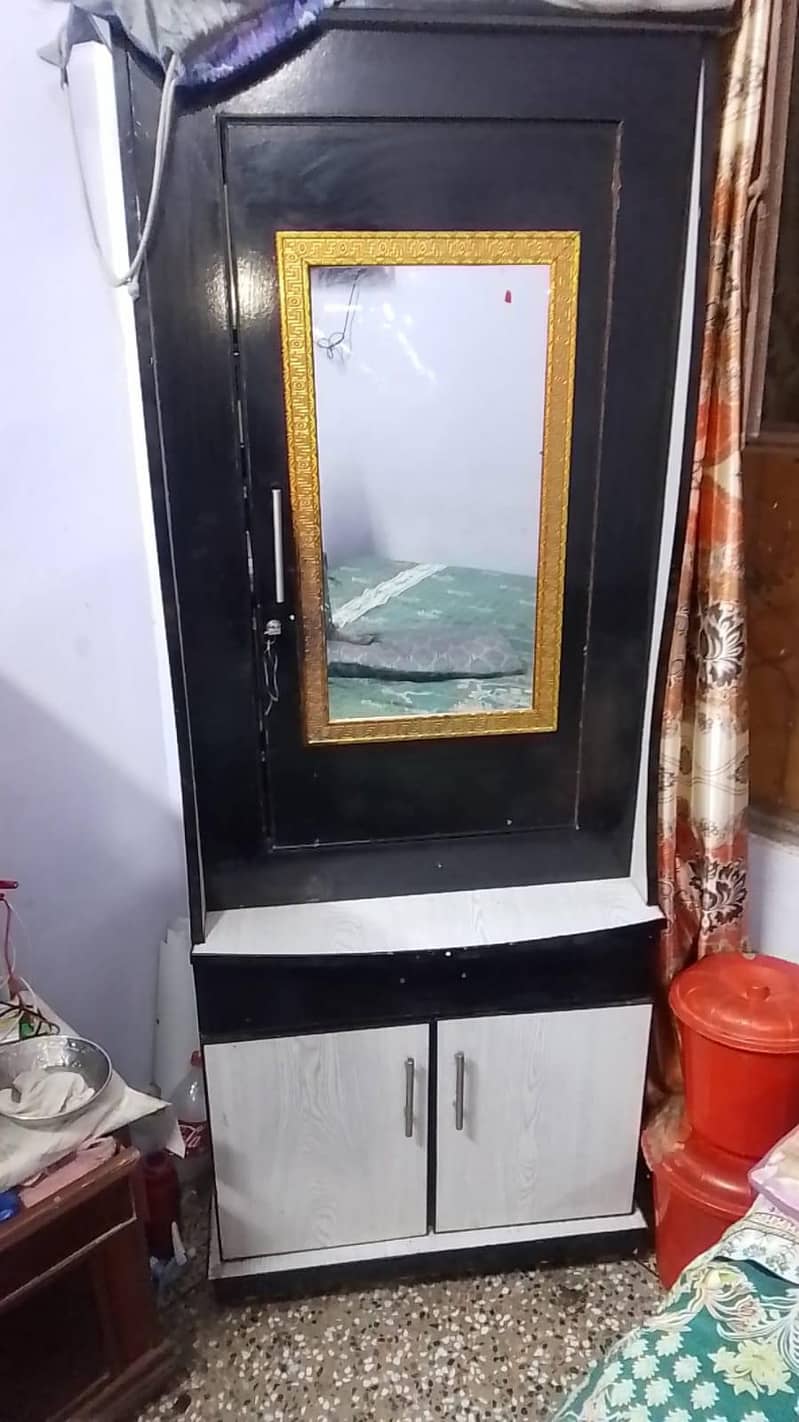 dressing table 1