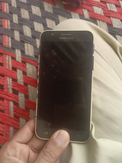 Samsung Mobile J5