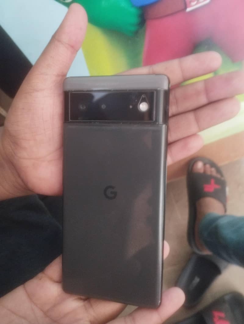 Google Pixel 6 4