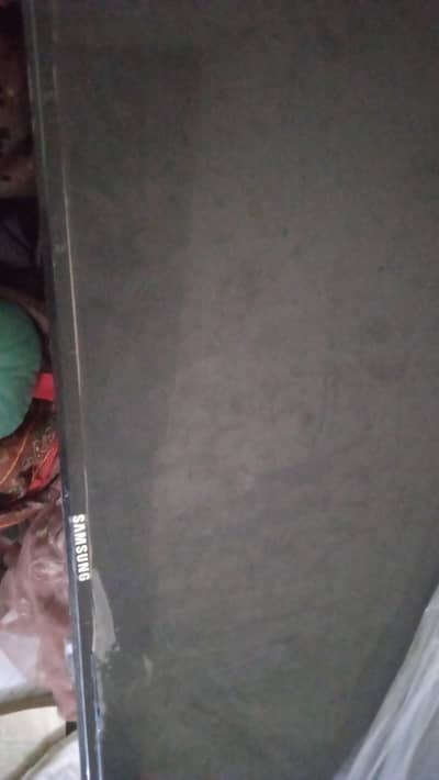 Samsung 42 inch Lcd pannel damage