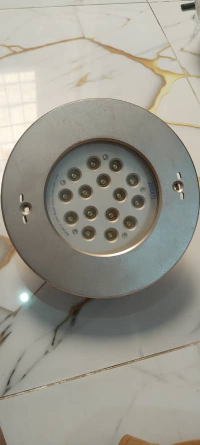 swimming pool light