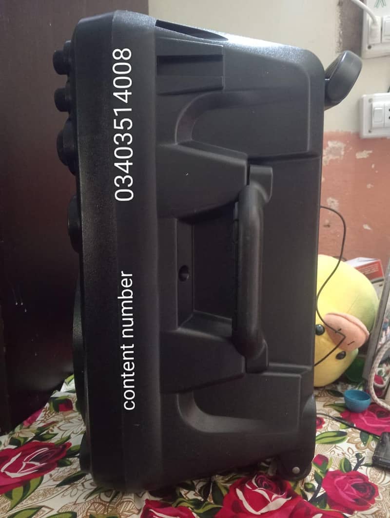ads speaker 1