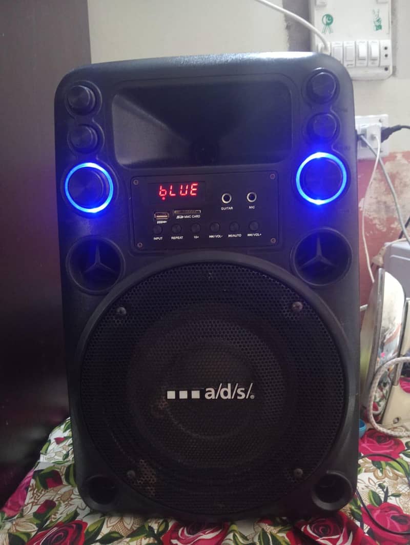 ads speaker 3