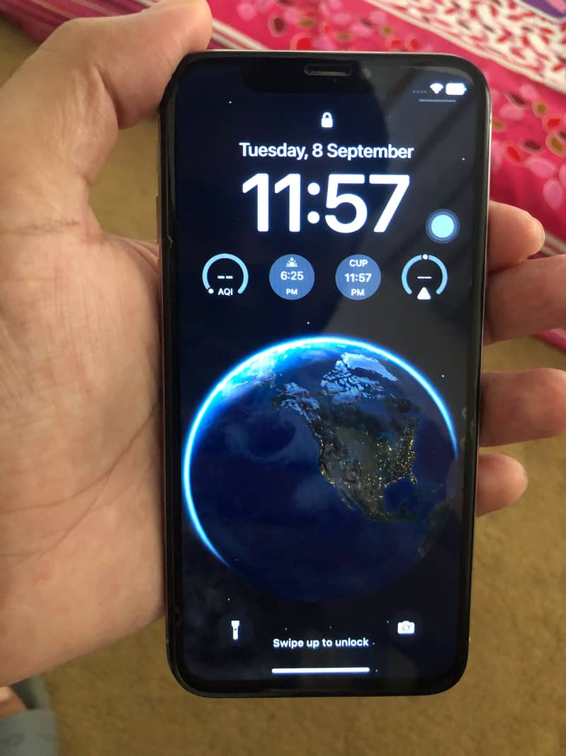 Apple iPhone X 3