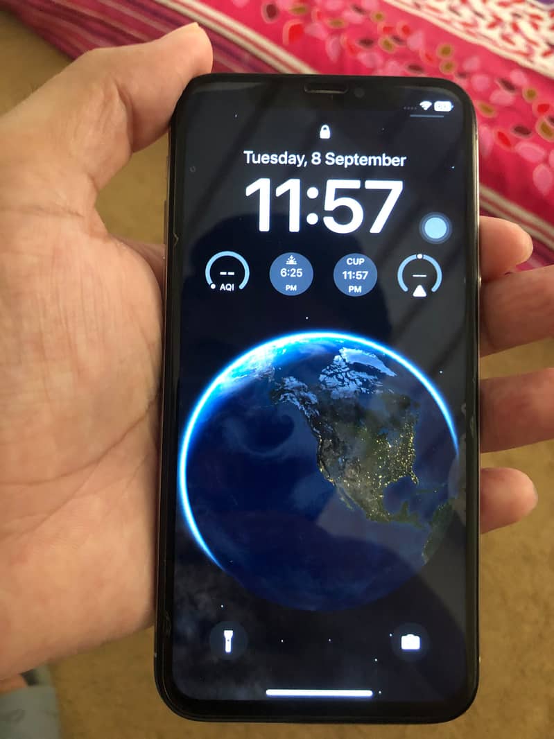 Apple iPhone X 5