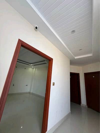 One Bedroom Non Furnish Studio Flat For Rent