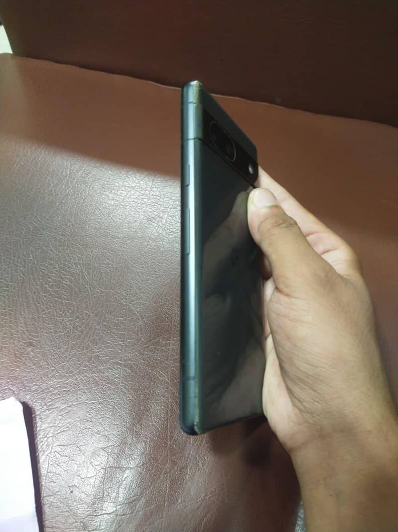 Google Pixel 7a 5