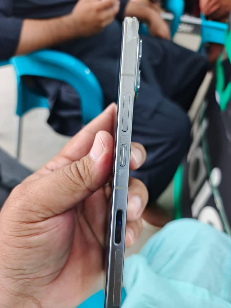 infinx note 60 pro compete box 1