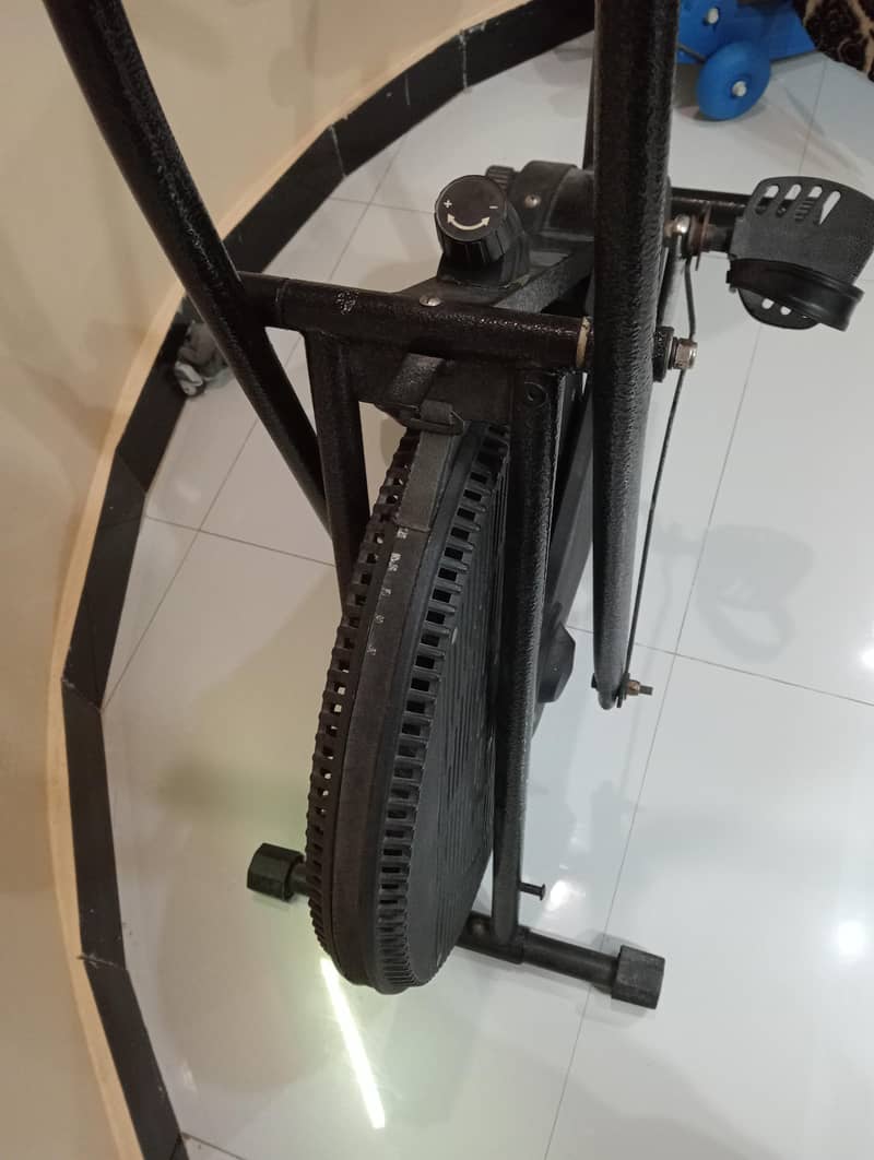 Elliptical Machine Exercise cycle 0