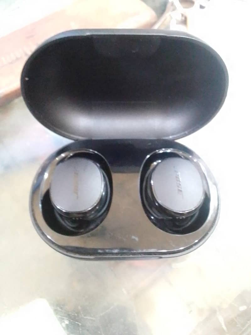 Bose earbuds 1