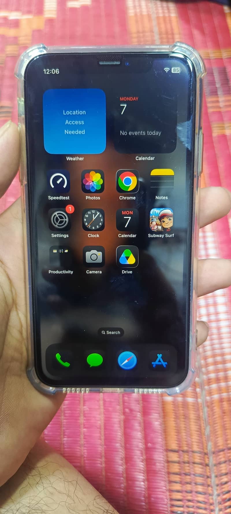 Apple iPhone XR 6