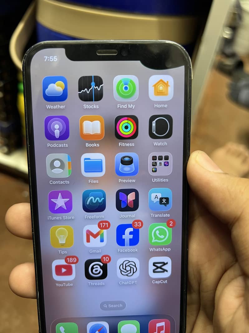 Apple iPhone 12 3