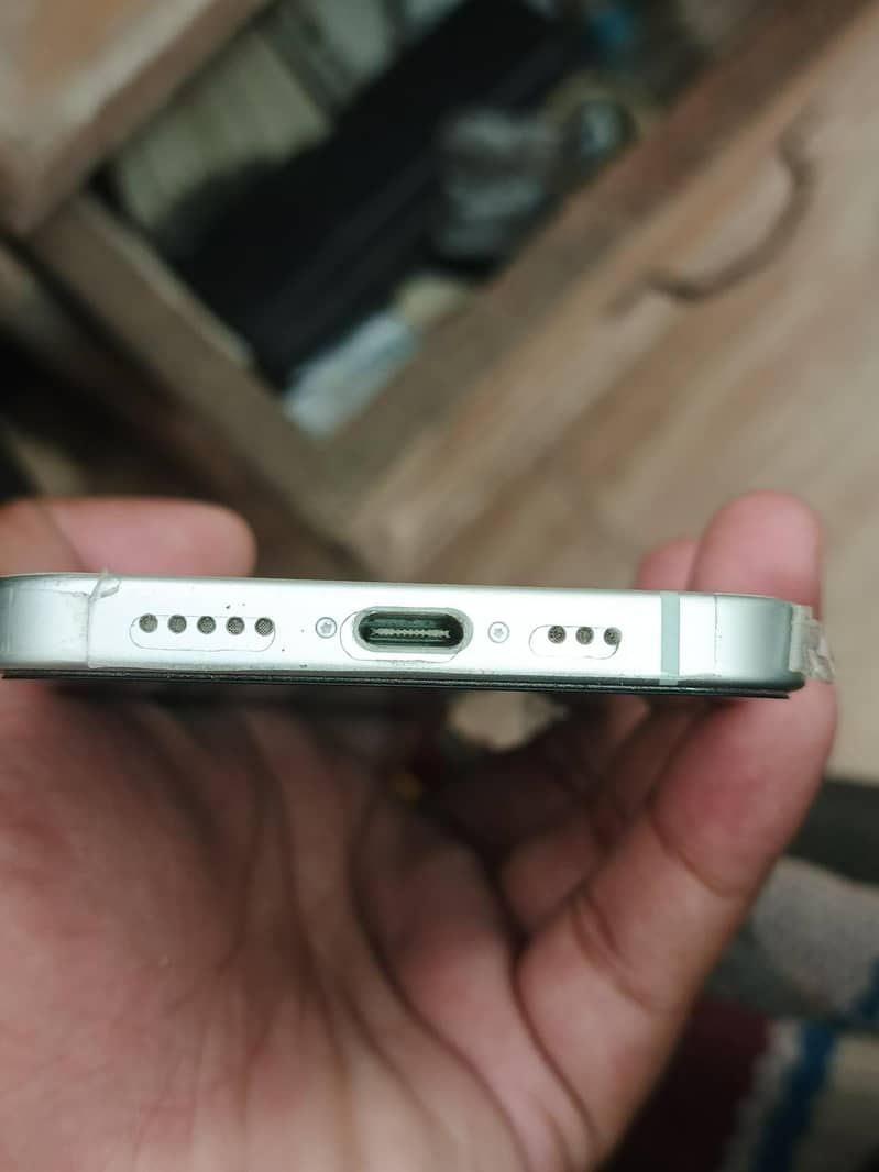Apple iPhone 15 1
