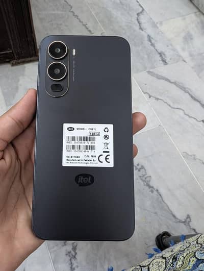 Itel CITY 200 NEW MODEL 4+4/128GB ONLY 27 DAYS USED HAI ZERO CONDITION