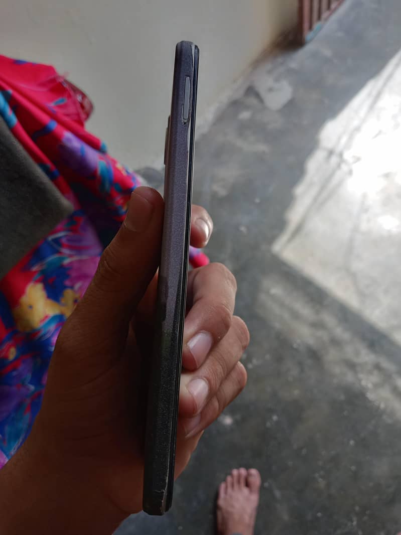 Infinix Note 11 8