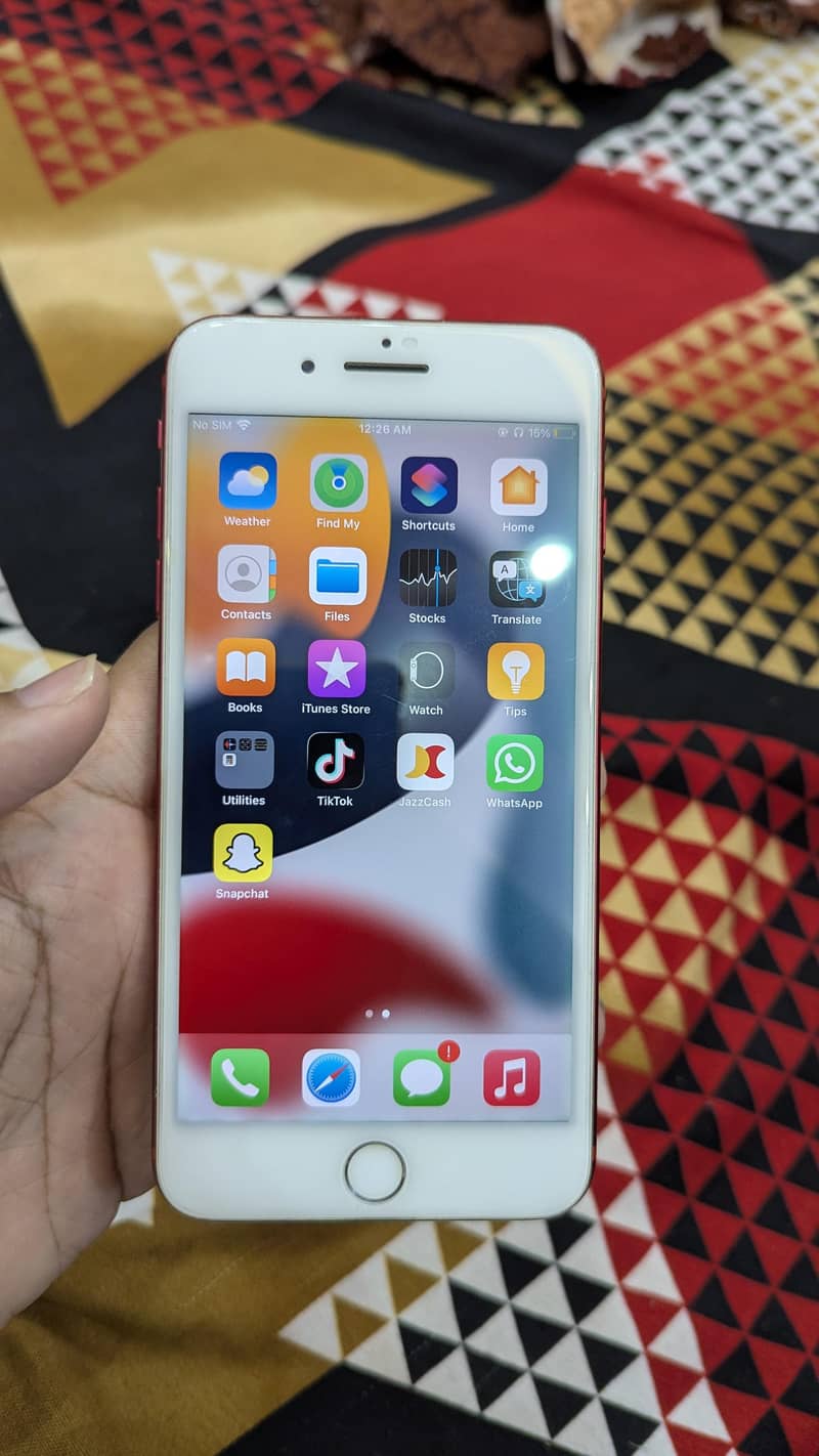 Apple iPhone 7 Plus 2