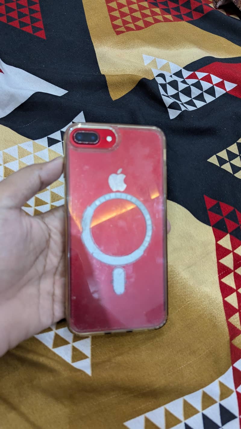 Apple iPhone 7 Plus 5