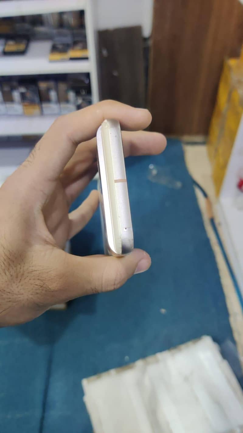 Google Pixel 8 5