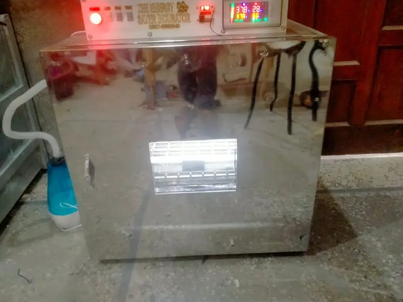 Energy saver incubator 10 watt | Egg hatching| egg machine| incubator — photo 6