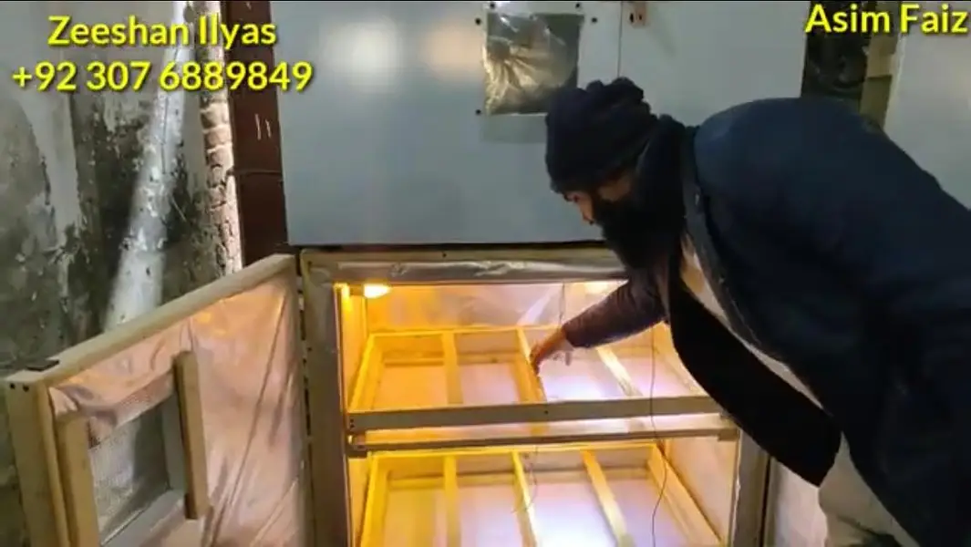 Energy saver incubator 10 watt | Egg hatching| egg machine| incubator — photo 7