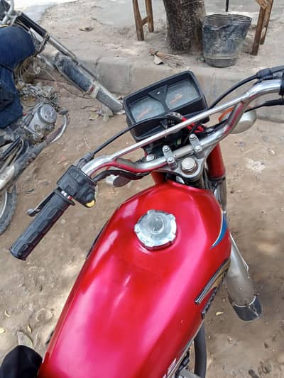 United 125 model 2020 Karachi