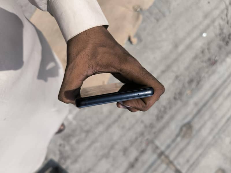 Google Pixel 6a 4