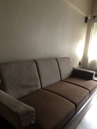 7- seater sofa set in perfect condition