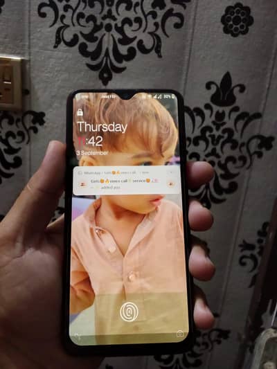 One Plus 7 box chgr sat