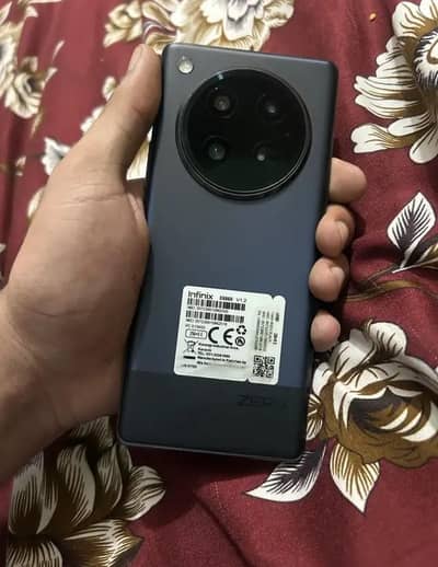 Infinix Zero 40