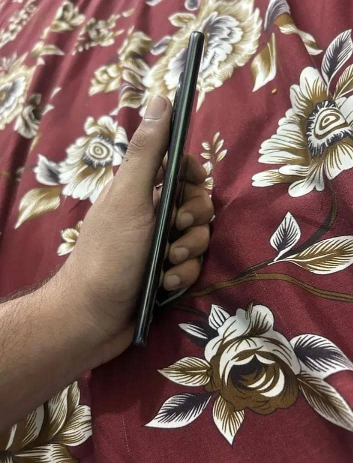 Infinix Zero 40 3