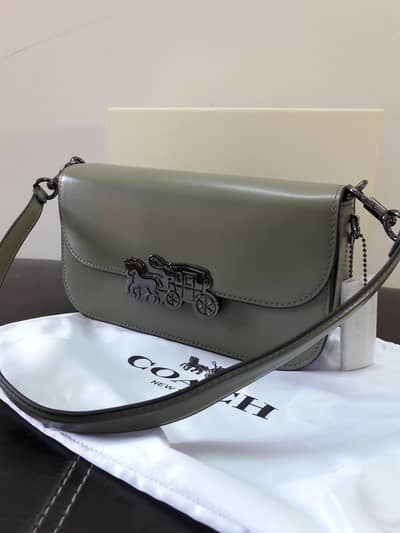 Coach Bag New From USA With Complete Packing