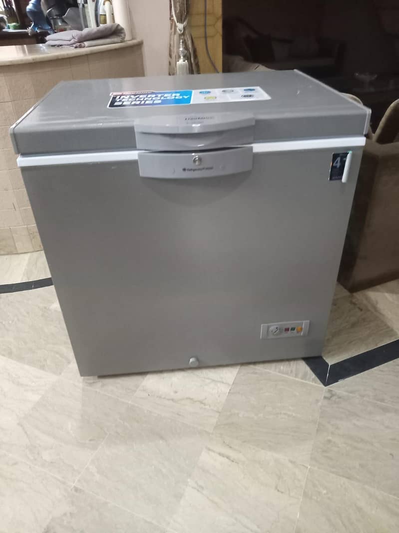 Dawkance Freezer medium size 1