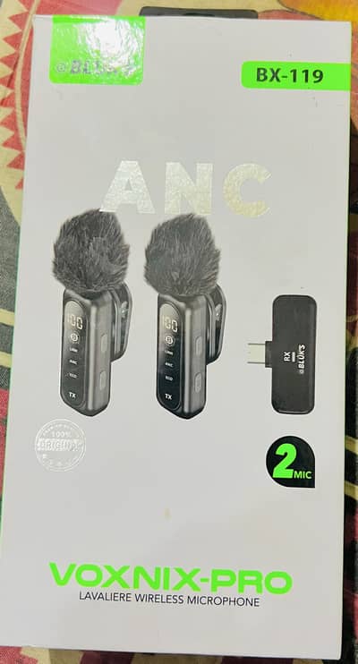 Mic for sale 3500  Battery timing 1 week