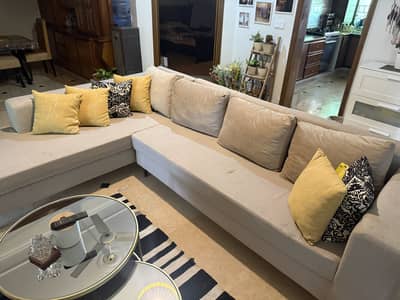 L shape sofa hardly used.
