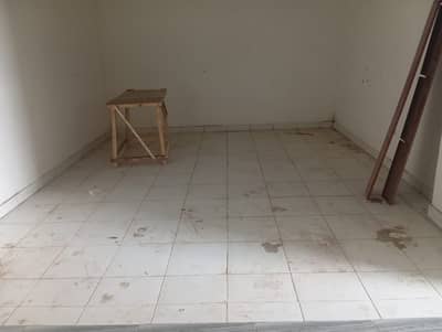 Aesthetic Prime Location Shop Of 150 Square Feet For rent Is Available