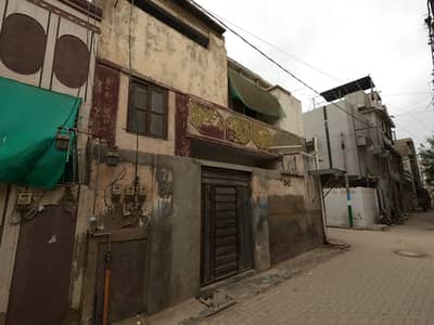 Prime Location 120 Square Yards House In North Karachi - Sector 5-B1