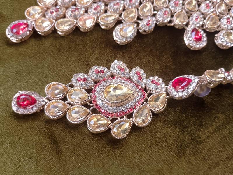 2 Bridal sets 3